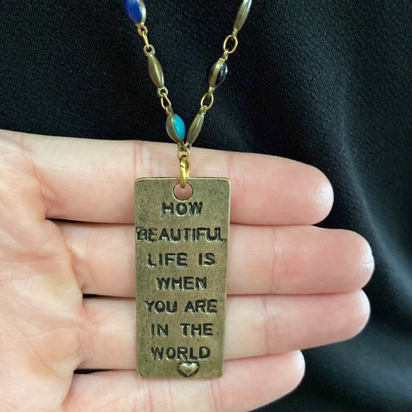 Multicolor necklace with affirmation charm - Picture 2 of 2